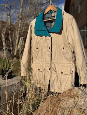 Vintage Pacific Trail Spring Outdoor Jacket — Tan with Plaid Fleece Lining (S)